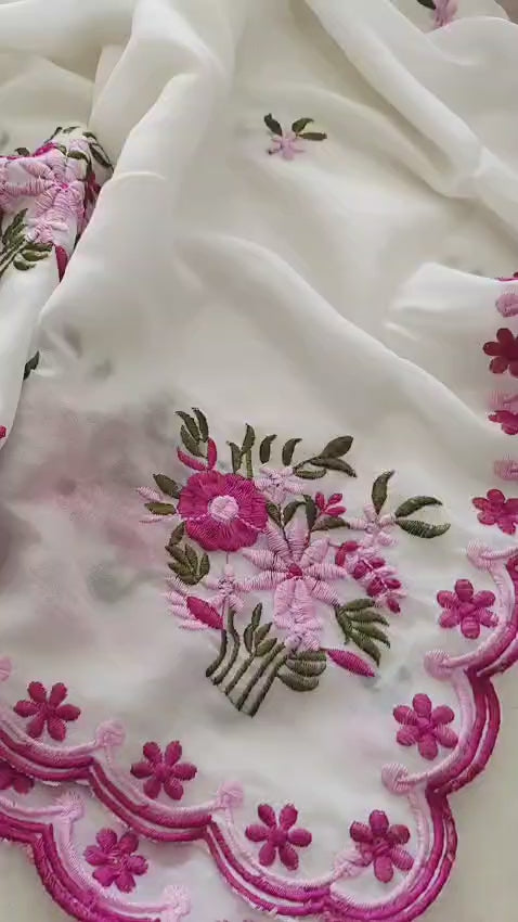 Designer Saree with Scallop Border & Mono Bangalore Blouse