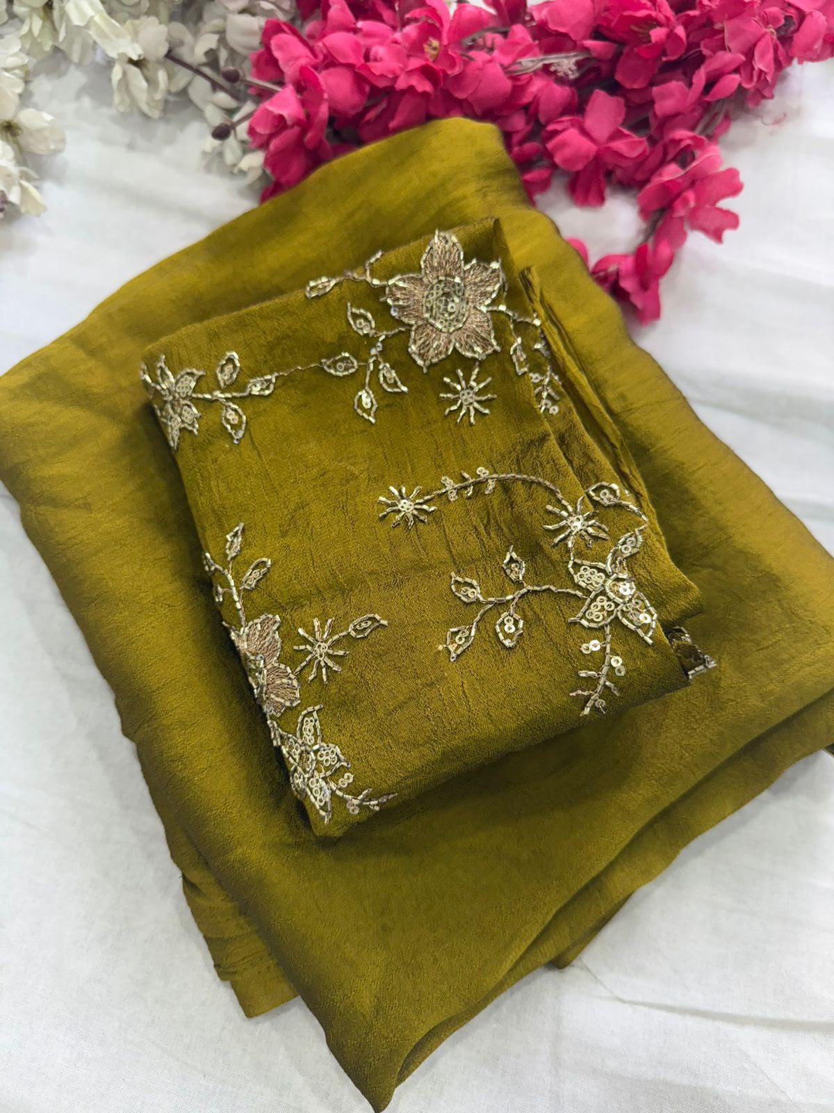 Rangoli Crush Saree with Sequin Work Running Blouse