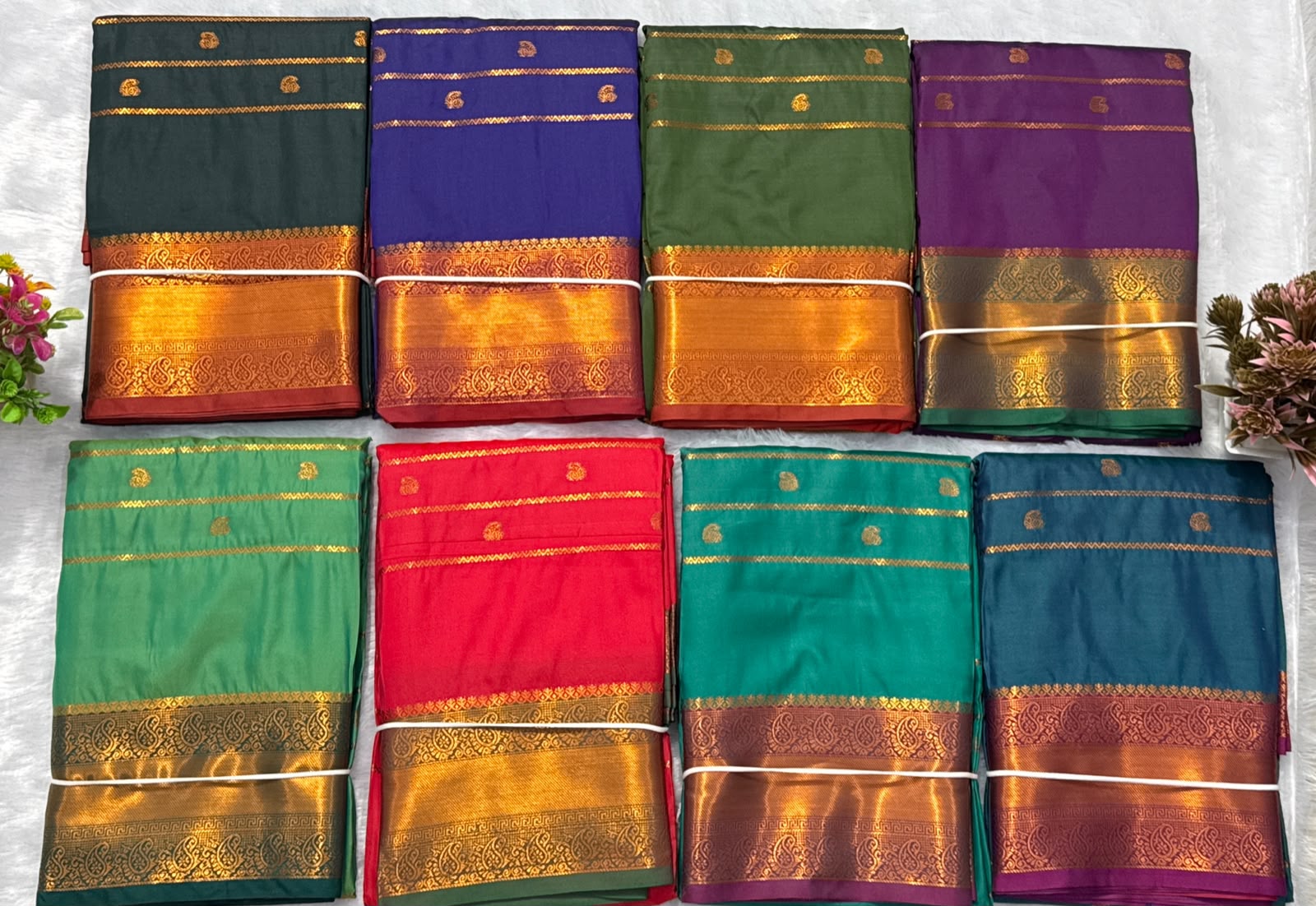 Traditional KSIC Style Saree with Contrast Blouse