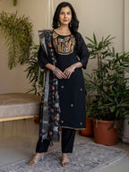 Embroidered Roman Silk Kurta Pant Set with Organza Dupatta