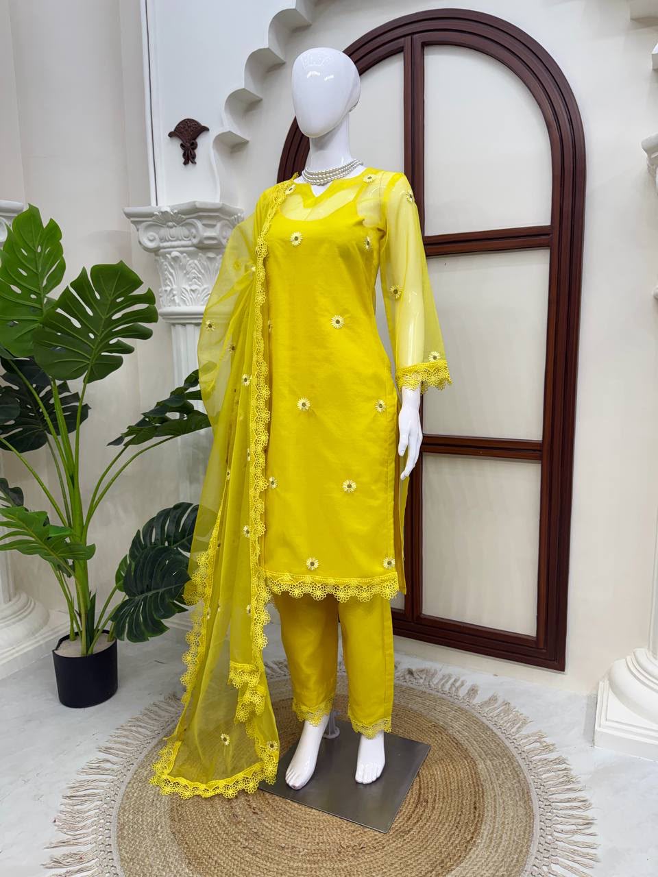 Nylon Organza Shrug Kurta Pant Dupatta Set