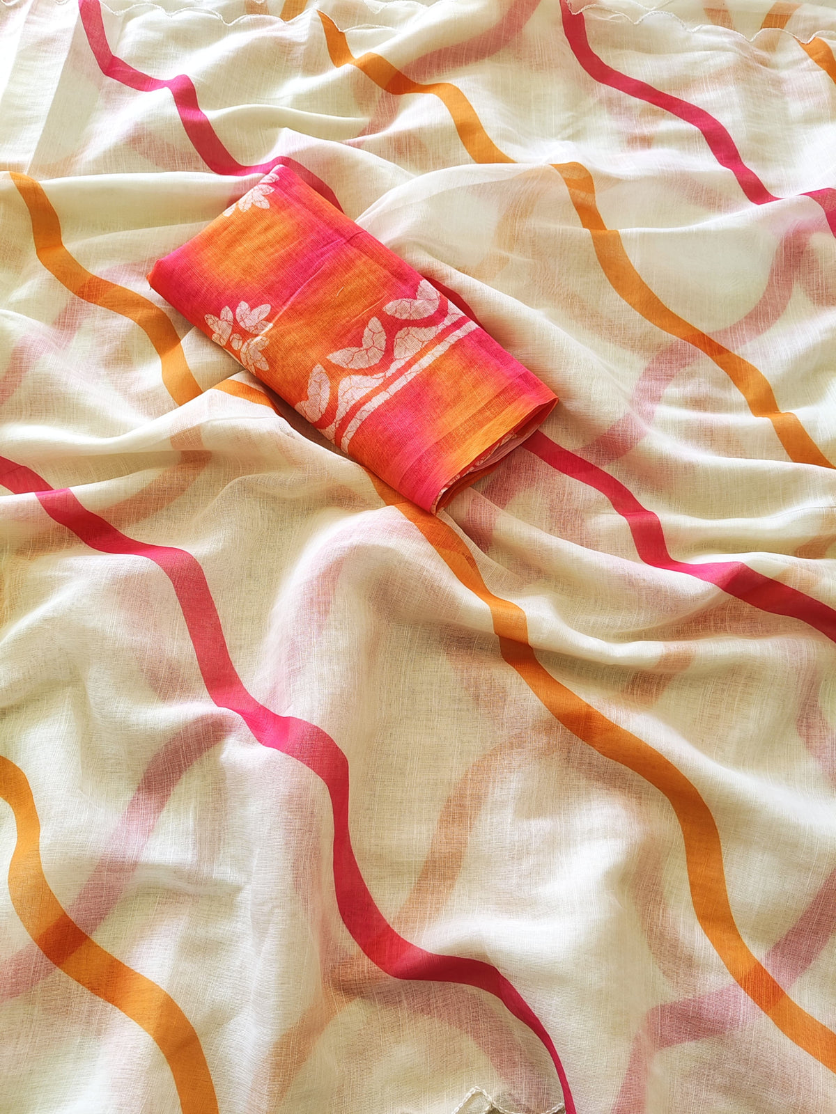 Lehariya Digital Print Linen Saree with Arco Border
