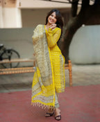 Kotadoria Kurti Pant Set with Dupatta for Women